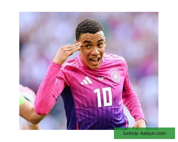 格纳布里状态回暖，穆西亚拉表现持续提升引发关注