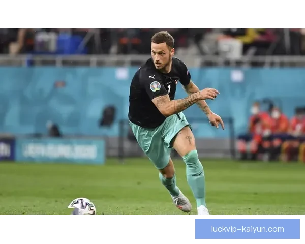 阿瑙托维奇职业轨迹：从英超到中超，状态持续提升